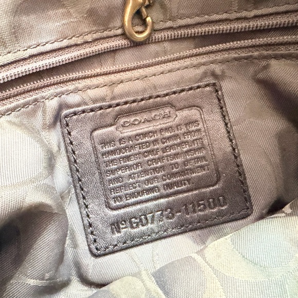 Vintage Coach Gallery Tote - Picture 3 of 6